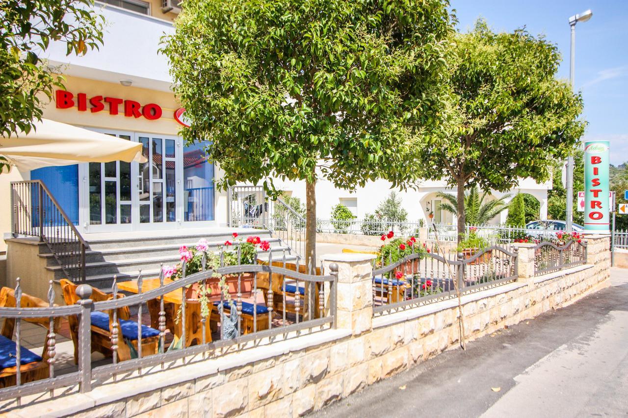 Apartments Ars Vivendi Trogir Exteriör bild